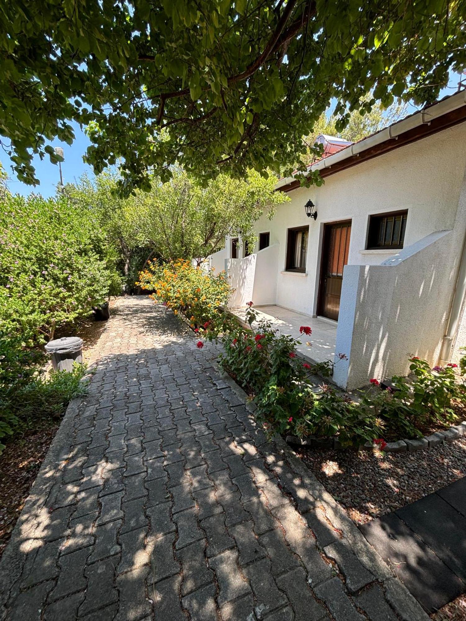 Bare Hill Holiday Apartments Krini Zewnętrze zdjęcie